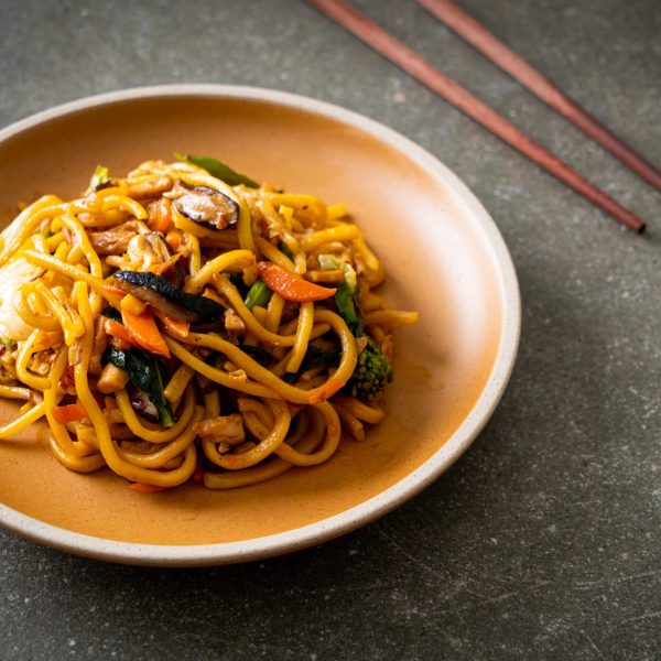 Stir-fried,Yakisoba,Noodles,With,Vegetable,In,Vegan,Style,-,Vegan